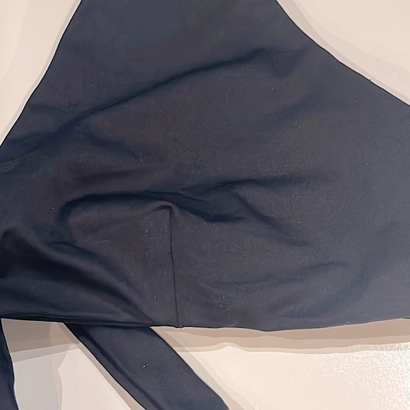 Volcom Simply Seamless Halter - Picture 7 of 11